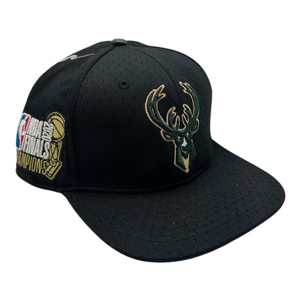 Pro Standard Milwaukee Bucks Hat Cap Snapback Black Adjustable NBA Champions